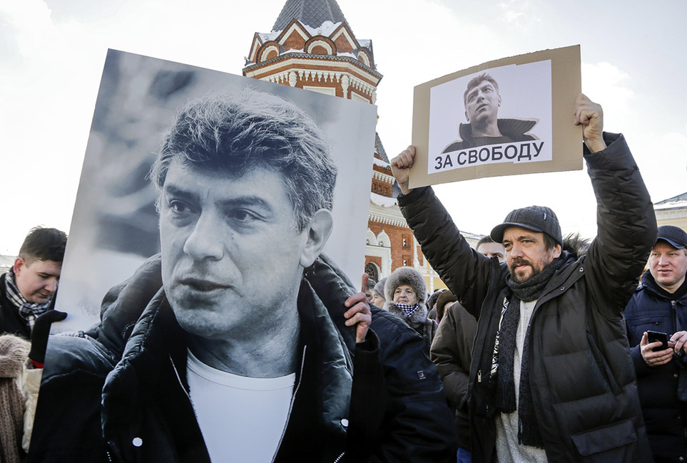 Марш памяти политика Бориса Немцова в Ярославле, 27 февраля 2016. Фото: Сергей Метелица / ТАСС
