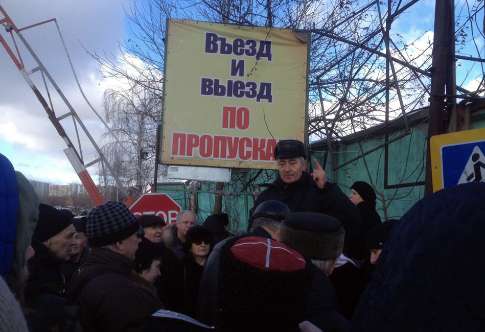 Разборки в маленьком «Шанхае»: гаражный город в Раменках расчищают под научную долину МГУ