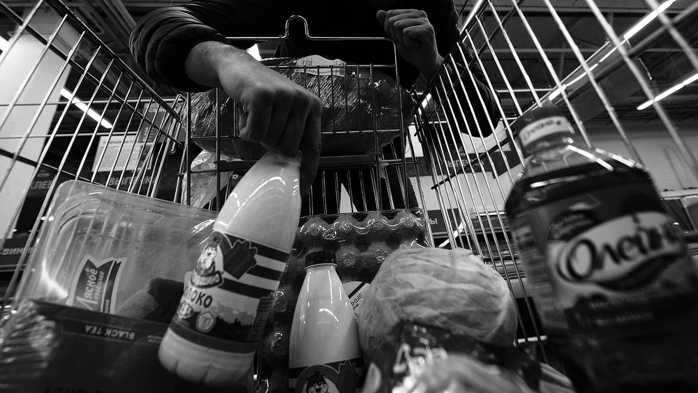 Почему россияне вынуждены красть продукты первой необходимости