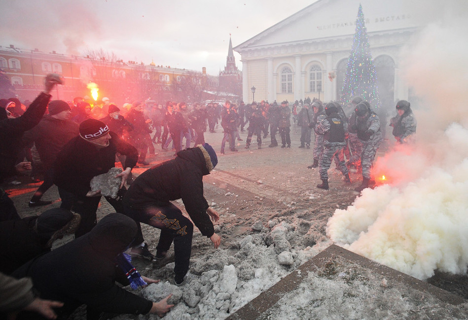 Акция в память об Егоре Свиридове на Манежной площади в 2010 году. Фото: Максим Шеметов / ТАСС