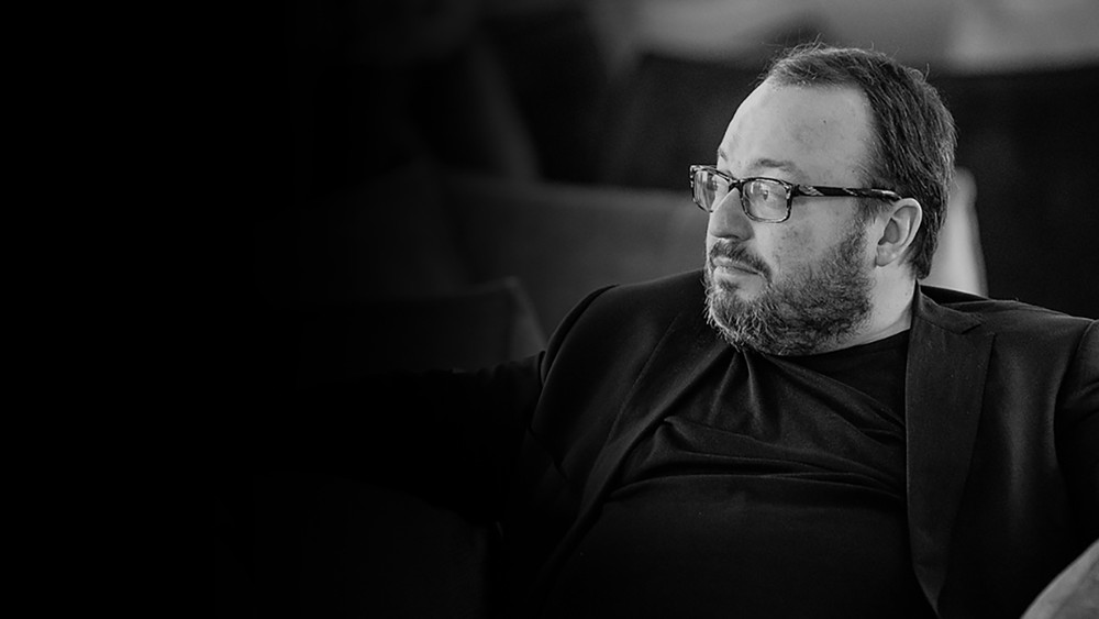 «Человека можно осчастливить, отобрав у него все, и вернув потом половину»