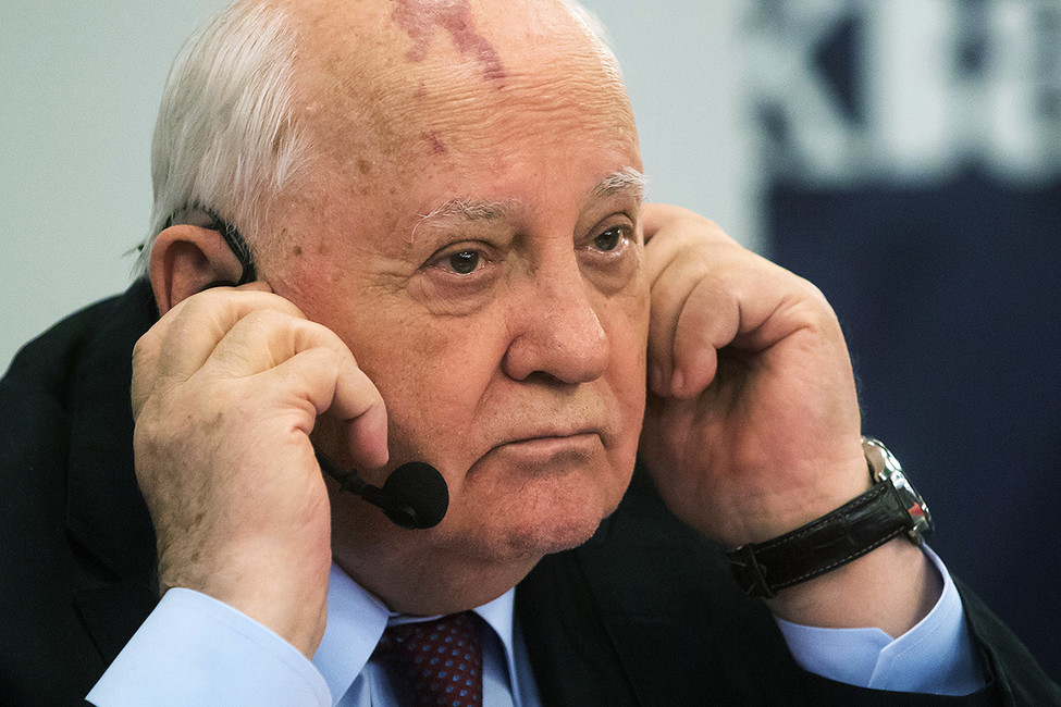 Михаил Горбачев/