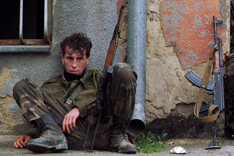 Солдат армии Боснии, 1995 год. Фото:
Chris Helgren / Reuters