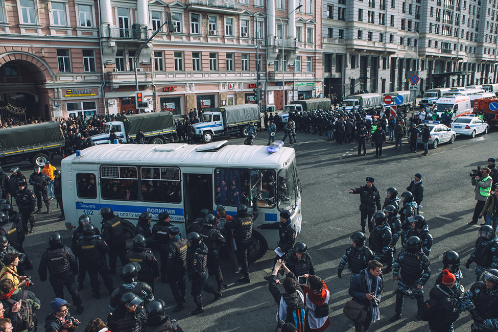 Задержания во время акции протеста против коррупции. Москва, 26 марта 2017. Фото: Андрей Золотов / Открытая Россия