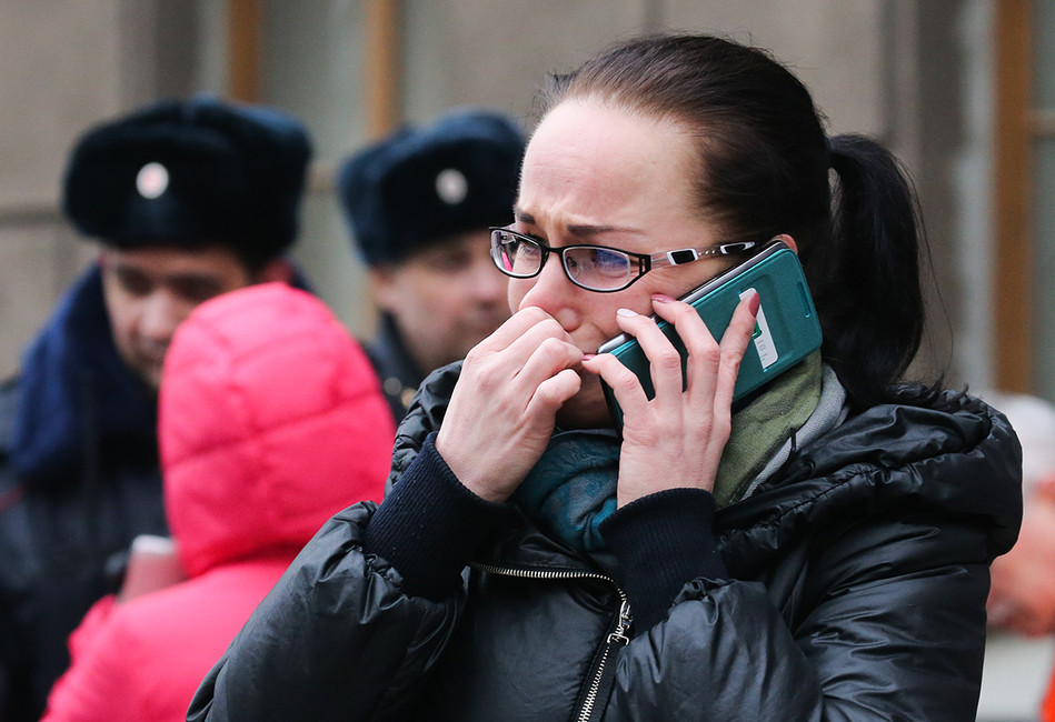 Ситуация около станции метро «Технологический институт» после взрыва, 3 апреля 2017 года. Фото: Сергей Коньков / ТАСС