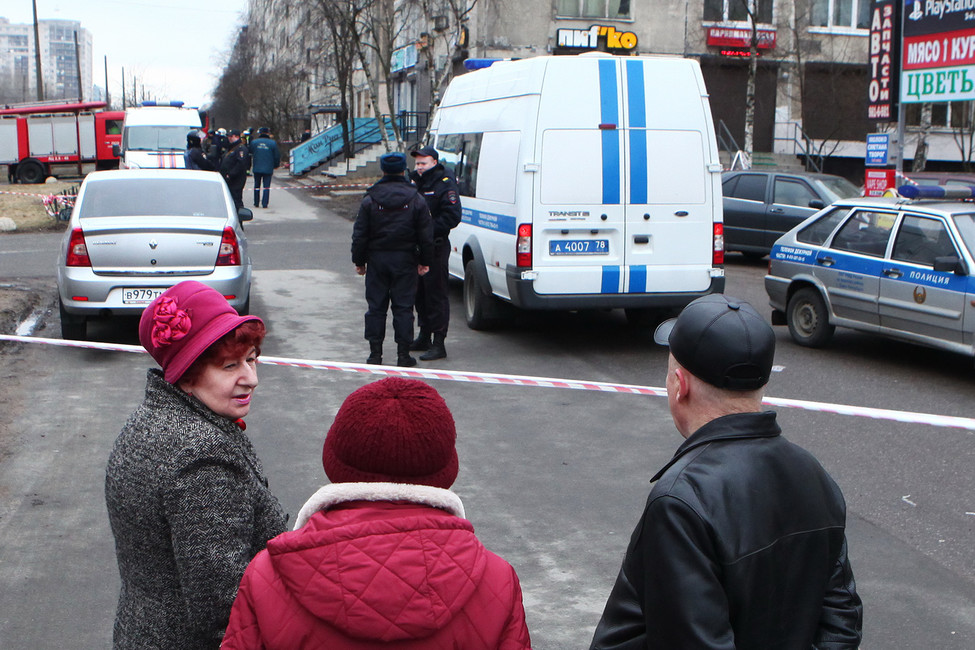Жилой дом, в котором обнаружена бомба. Фото: Евгений Степанов / Интерпресс / ТАСС