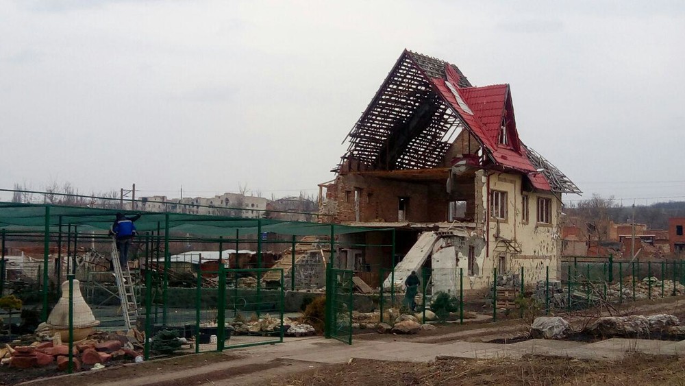 Мирная жизнь в колыбели войны: репортаж из Славянска и Краматорска