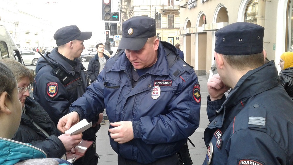 В Петербурге задержаны 12 активистов «Открытой России»