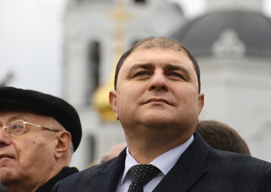 Губернатор Орловской области призвал бороться с лесными пожарами молитвой