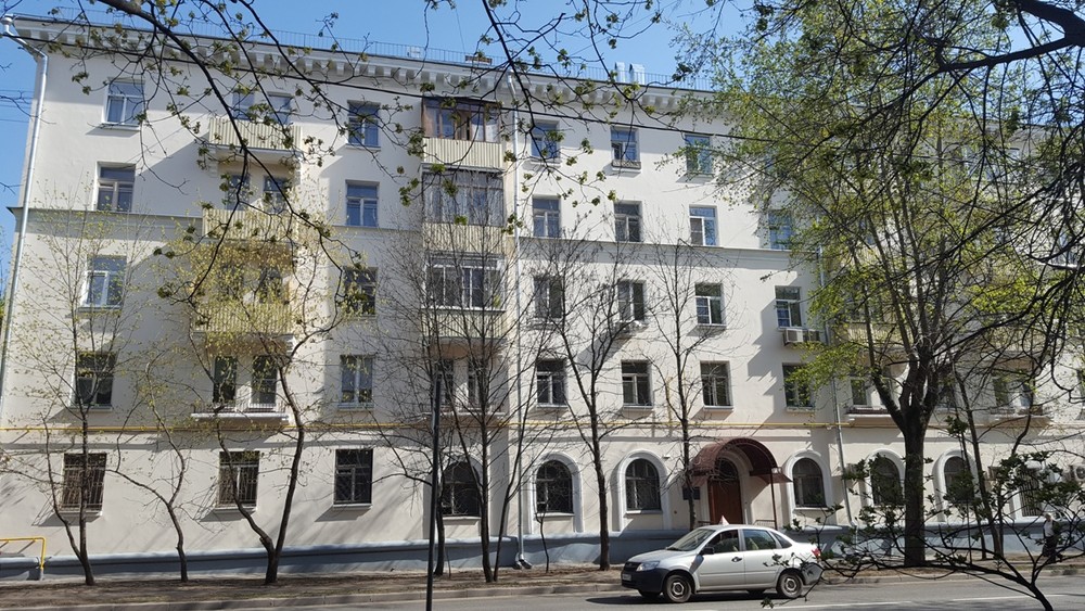 Пятиэтажка в Очаково, которая была недавно была капитально отремонтирована. Фото: Открытая Россия