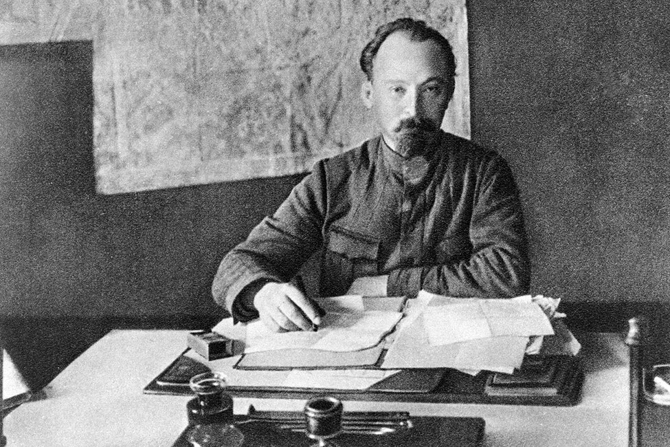 «Единая Россия» установит памятник Дзержинскому