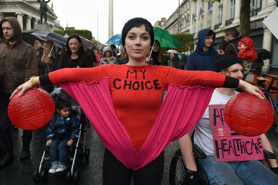 Акция против ограничения прав женщин в Дублине, Ирландия. Фото: Clodagh Kilcoyne / Reuters