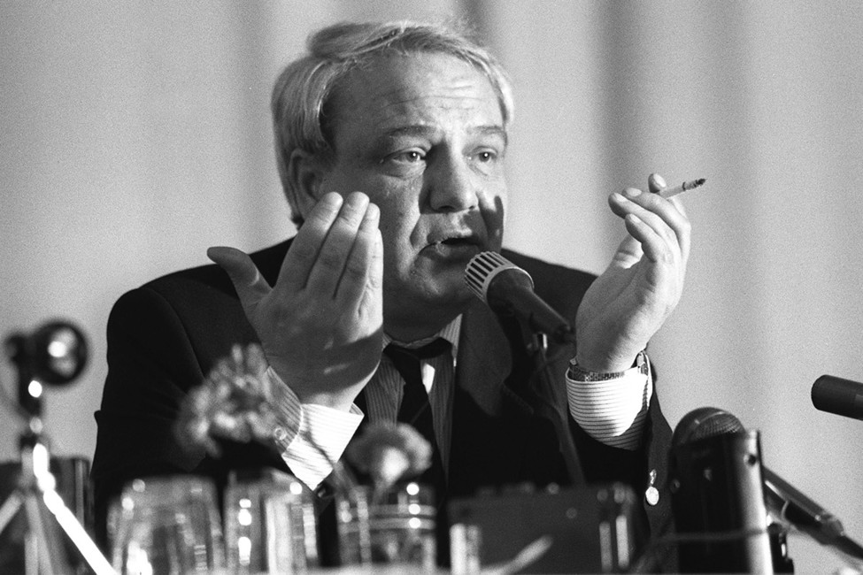 Буковский Владимир во время пресс-конференции, 1991 г. Фото: Кавашкин Борис / Фотохроника ТАСС