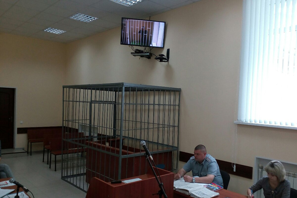 Суд отказал Олегу Навальному в замене оставшегося срока на обязательные работы