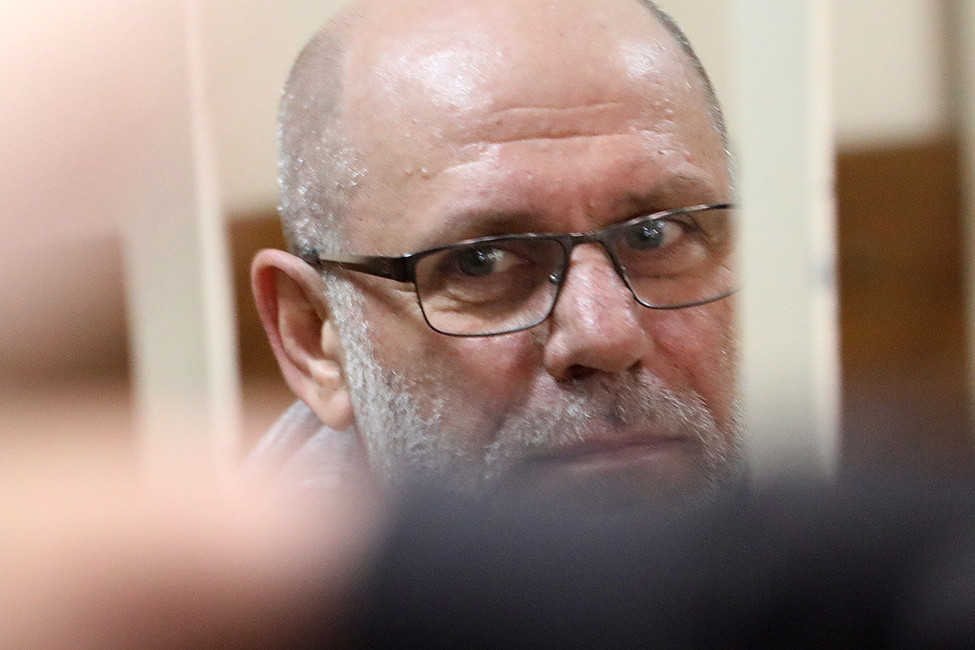 Суд арестовал экс-директора «Гоголь-центра»