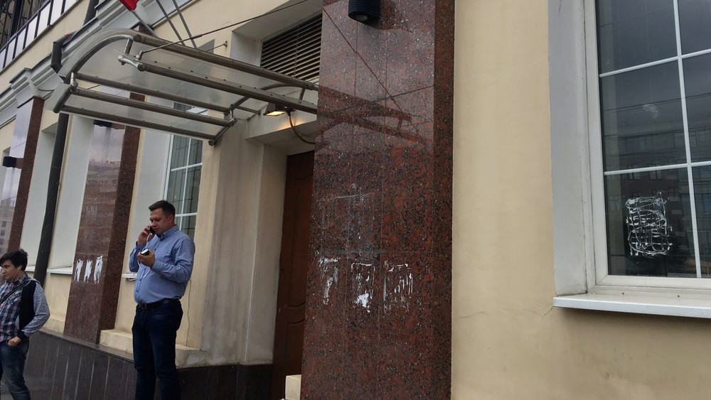 Полиция заблокировала штаб Навального в Москве