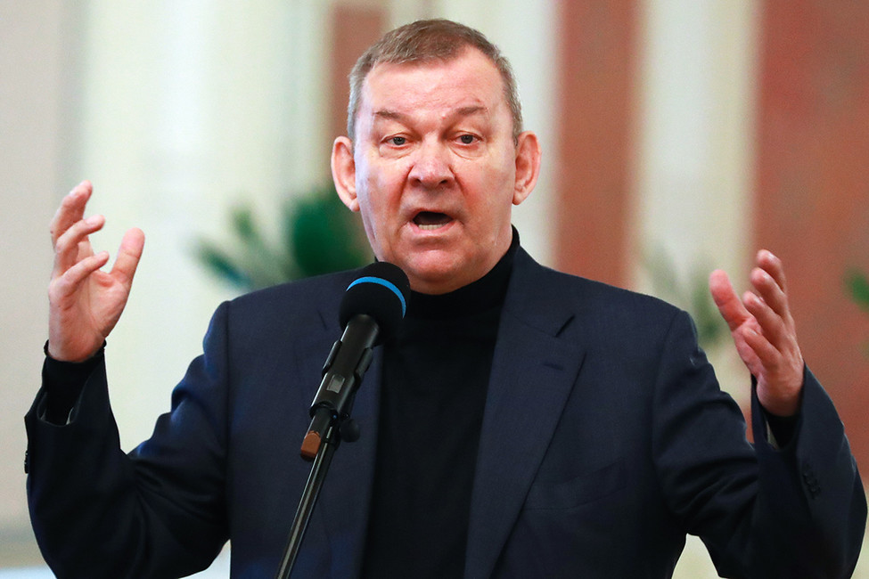 Владимир Урин о время брифинга, посвященного переносу премьеры балета «Нуреев» режиссера Кирилла Серебренникова, в фойе Большого театра, 10 июля 2017 года. Фото: Сергей Фадеичев / ТАСС