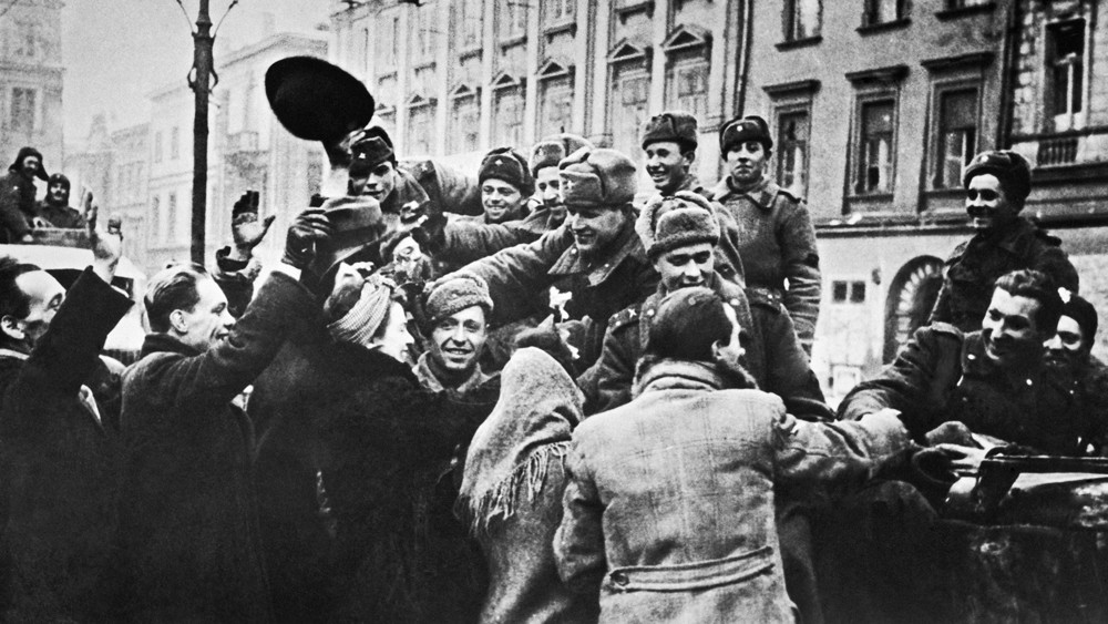 «Как под немцами побывали, так сразу подобрели»