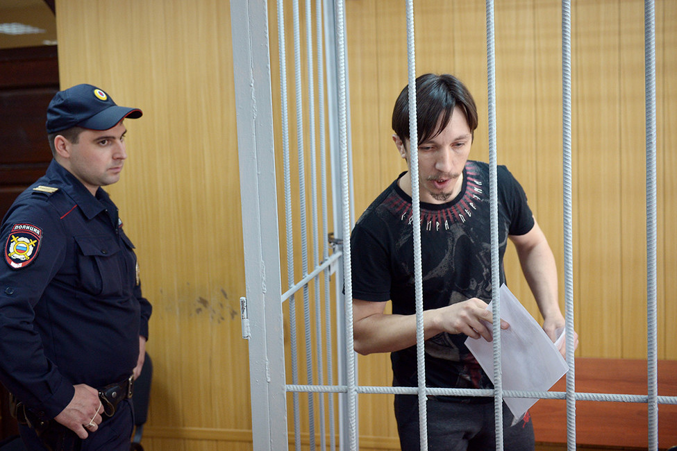 Фигуранта «дела 26 марта» Станислава Зимовца приговорили к 2,5 годам колонии