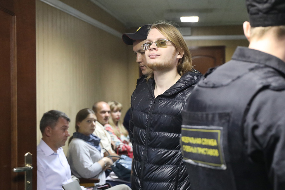 Математика Дмитрия Богатова перевели под домашний арест