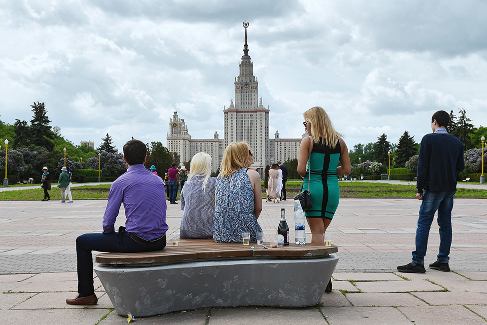 Студенты и преподаватели МГУ попросили ФИФА перенести строительство фан-зоны на Воробьевых горах