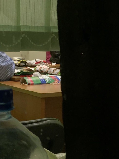 Вид комнаты, в которой находился Прохоров, со стороны улицы. Фото предоставлено кандидатами в муниципальные депутаты