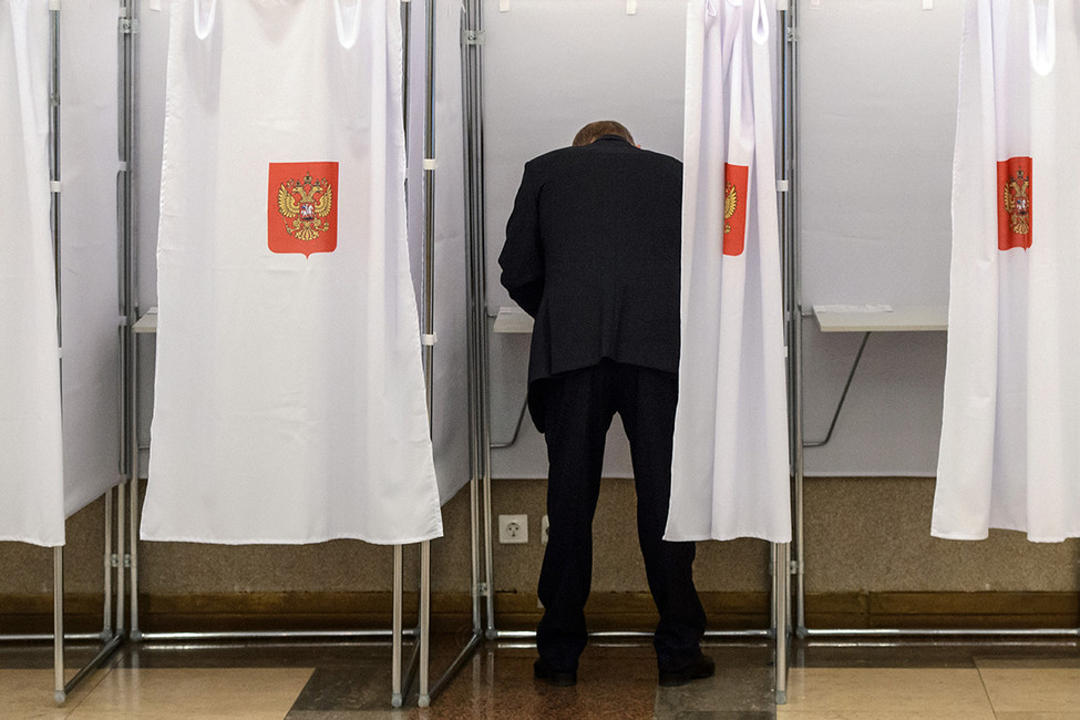 «Коммерсант»: Путин объявит о выдвижении в президенты в ноябре