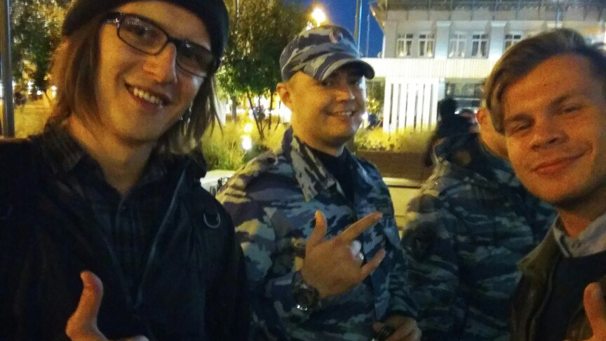 ОМОН приехал на Маяковские чтения, чтобы предотвратить чтение экстремистских стихов