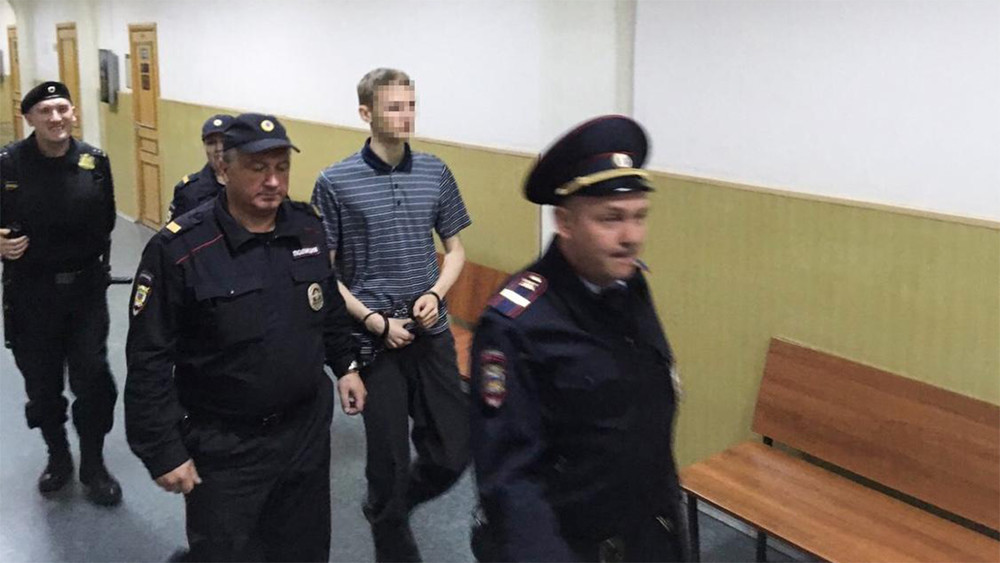 Полина Немировская: «Им можно бить вас палкой по голове, а вам нельзя ничего»