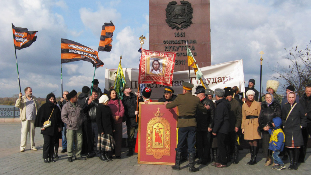 «Прости нас, Государь». Иркутские казаки провели митинг против «Матильды»