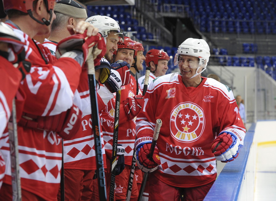 Неделя Putin Team. Кто уже вступил в движение