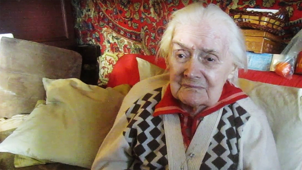 «Даже не будь она ветераном, мы бы ей все равно помогли». Как курские активисты объединились для помощи ветерану ВОВ